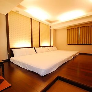 Japanese-Style Quadruple Room